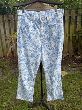 Lilly Pulitzer Annet high in rise crop flare size 12 EUC